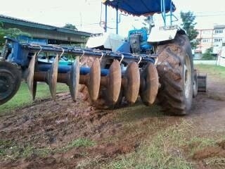 New Holland 75 hp 270000บาท
