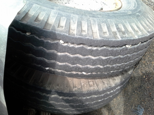 หกล้อ  กลาง  KS