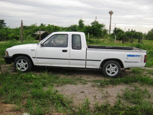 ไมตี้ แคป พวงมาลัยพาวเวอร์ แอร์เย็น เครื่องดีเซล 2800 ซีซี