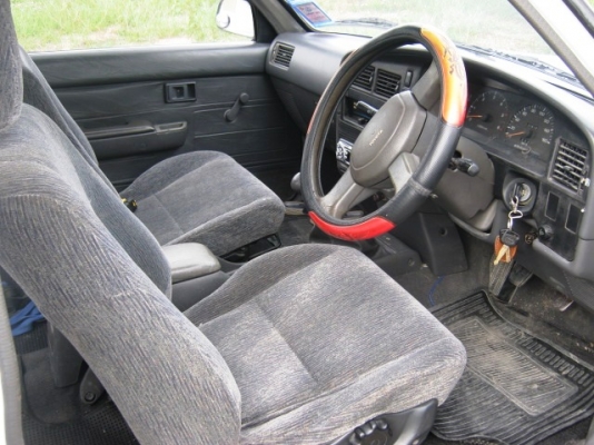 ไมตี้ แคป พวงมาลัยพาวเวอร์ แอร์เย็น เครื่องดีเซล 2800 ซีซี