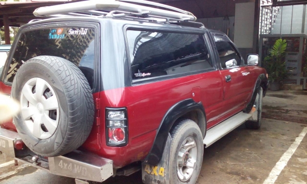 ขายด่วน โตโยต้า ไมตี้แวน3D ยกสูง เครื่อง เจ+แก็ส AT ไมล์ดิจิตอล เบาะกำมะหยี่ แอร์เย็นสบาย ราคา 120000(ต่อได้ครับ)ติดต่อ 0917814596/0876956100 ลี