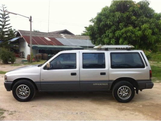 ขายรถครอบครัว อีซูซุแวน วันเดอเล่อ ราคา 138000 บาท ขายรถครอบครัว อีซูซุแวน วันเดอเล่อ ราคา 138000 บาท