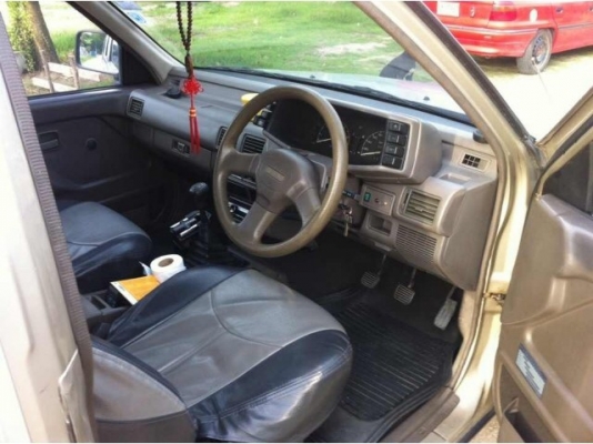 ขายรถครอบครัว อีซูซุแวน วันเดอเล่อ ราคา 138000 บาท ขายรถครอบครัว อีซูซุแวน วันเดอเล่อ ราคา 138000 บาท