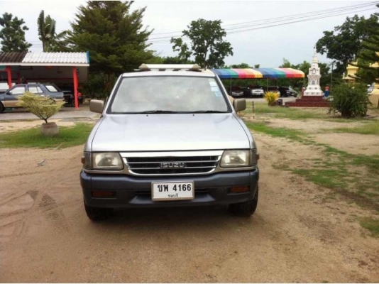 ขายรถครอบครัว อีซูซุแวน วันเดอเล่อ ราคา 138000 บาท ขายรถครอบครัว อีซูซุแวน วันเดอเล่อ ราคา 138000 บาท