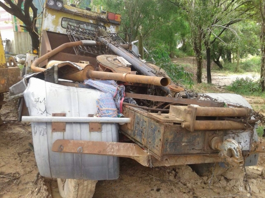 ขายรถสิบล้อหัวลากเรียล 2 เพลา เครื่อง PD6-220 แรง ท้าย zm มีจานพร้อมวิน เบรคจิฟฟี่ พวงมาลัยพาวเวอร์ ขายรถสิบล้อหัวลากเรียล 2 เพลา เครื่อง PD6-220 แรง ท้าย zm มีจานพร้อมวิน เบรคจิฟฟี่ พวงมาลัยพาวเวอร์