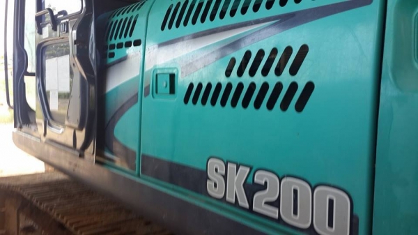 ขาย KOBELCO SK200-8 YN11   2375 ชั่วโมง