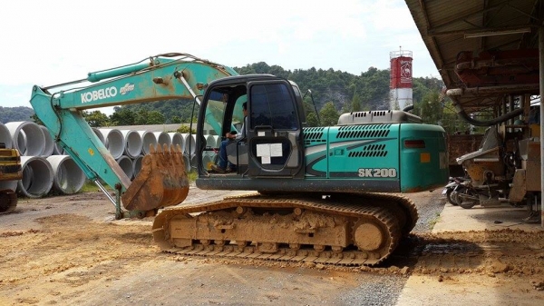 ขาย KOBELCO SK200-8 YN11   2375 ชั่วโมง
