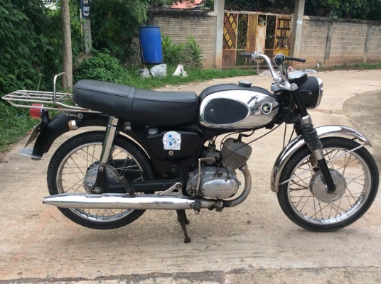 SUZUKI B100 มีเล่มทะเบียนสภาพเดิมๆหายากครับขายถูกๆ13800บาท