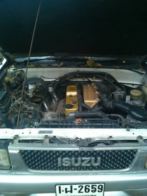 ขายรถแวนอีซูซุ STATION WAGON ไม่แพงครับ