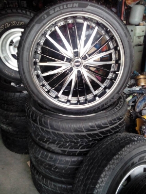 ขอบ 24 นิ้ว ยางปี 2012 อย่างสวย ขอบ 24 นิ้ว ยางปี 2012 อย่างสวย