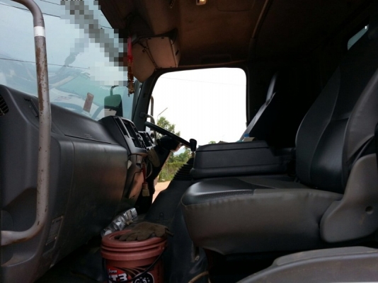 รถอีซูซุ 10 ล้อดั้ม FXZ  360 แรงม้า. ปี 54 ( รถวิ่ง 1xx,xxx กม.  -  12x,xxx กม. - 13x,xxx กม.  )   ( มีขาย 3 คัน. )   สนใจติดต่อ 081 - 6079515