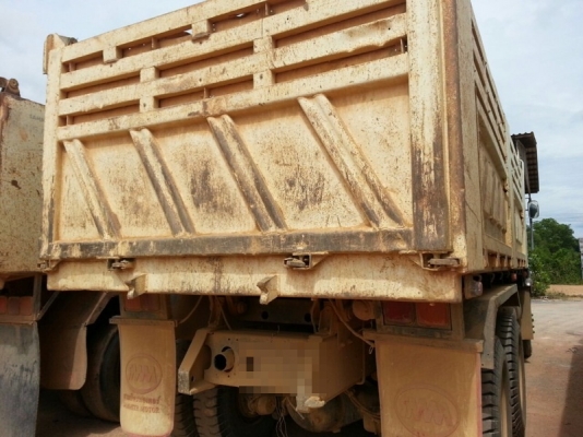 รถอีซูซุ 10 ล้อดั้ม FXZ  360 แรงม้า. ปี 54 ( รถวิ่ง 1xx,xxx กม.  -  12x,xxx กม. - 13x,xxx กม.  )   ( มีขาย 3 คัน. )   สนใจติดต่อ 081 - 6079515