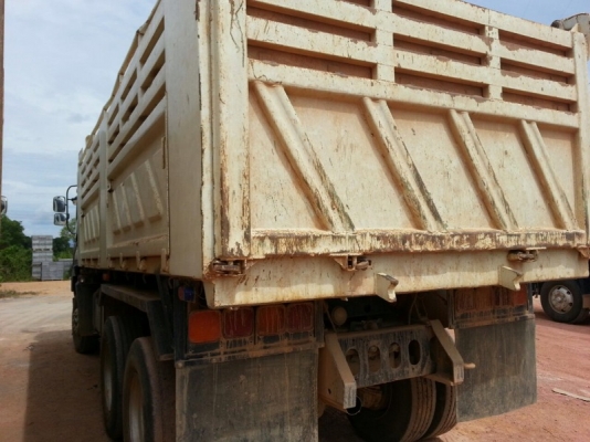 รถอีซูซุ 10 ล้อดั้ม FXZ  360 แรงม้า. ปี 54 ( รถวิ่ง 1xx,xxx กม.  -  12x,xxx กม. - 13x,xxx กม.  )   ( มีขาย 3 คัน. )   สนใจติดต่อ 081 - 6079515