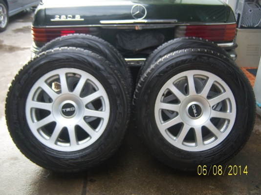 แม็กขอบ18 TRD พร้อมยาง 265 60 18  6รู139(11800)