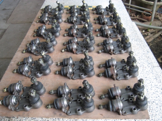 ขายลูกหมาก isuzu ดรากอน tfr ของใหม่ ชุดละ 1,000