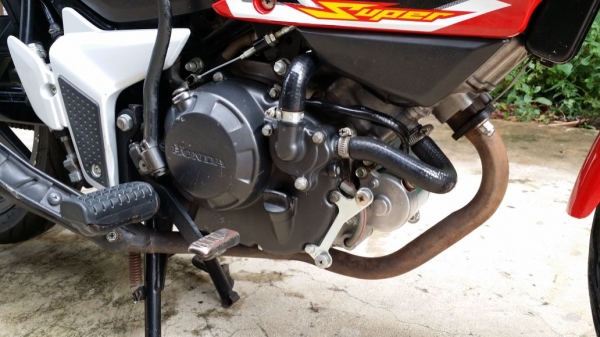 ขาย SONIC 125 สตาร์ทมือ รถจดทะเบียนปี 51 สีแดง ขาว สภาพเดิมๆ สวยๆ ทะเบียนหมด มิ.ย.58 พร้อมโอน