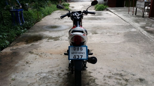 ขาย SONIC 125 สตาร์ทมือ รถจดทะเบียนปี 51 สีแดง ขาว สภาพเดิมๆ สวยๆ ทะเบียนหมด มิ.ย.58 พร้อมโอน