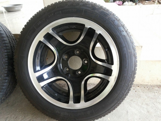 ล้อพร้อมยางขอบ 15  5รู100 คับ