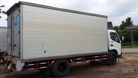 ขายตู้แห้ง ประตู 3 บาน  ยาว 5 เมตร