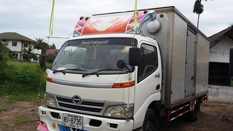 ขายตู้แห้ง ประตู 3 บาน  ยาว 5 เมตร