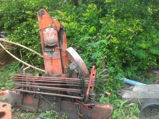 เครน UNIC A260 -ขนาด2.6ตัน ชัก3ปลอก สภาพดีพร้อมใช้