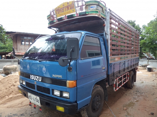 ขาย295000บาท รถอีซูซุ6ล้อNPR110แรง สภาพสวยพร้อมใช้งานคับ