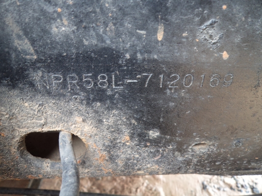 ขาย295000บาท รถอีซูซุ6ล้อNPR110แรง สภาพสวยพร้อมใช้งานคับ