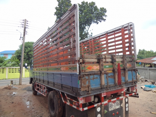 ขาย295000บาท รถอีซูซุ6ล้อNPR110แรง สภาพสวยพร้อมใช้งานคับ