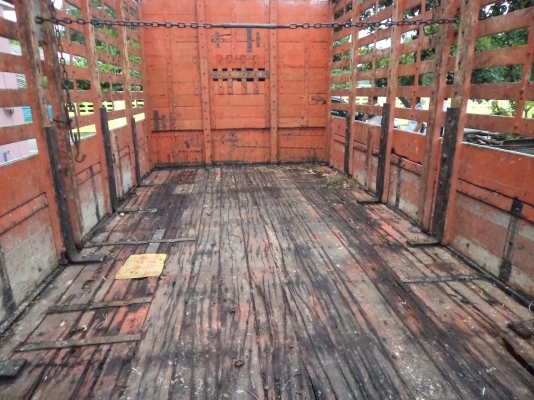 ขาย295000บาท รถอีซูซุ6ล้อNPR110แรง สภาพสวยพร้อมใช้งานคับ