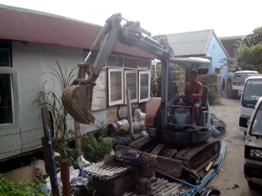 KOMUTSU pc28uu KOMUTSU pc28uu