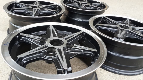 Jupiter ขอบ 13 4รู100 สภาพดี สีสวย