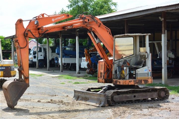 ขายรถแบคโฮ HITACHI EX50URGเก่าญี่ปุ่นไม่เคยใช้งานในไทย