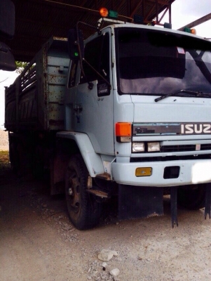ขายรถ18ล้อดั้ม ISUZU เครื่อง 240แรงม้า หัวหางฟ้าแท้ สนใจโทร 081-9701072 ขายรถ18ล้อดั้ม ISUZU เครื่อง 240แรงม้า หัวหางฟ้าแท้ สนใจโทร 081-9701072