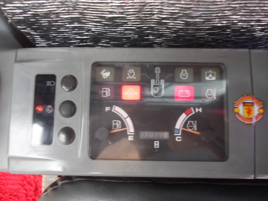 ขายรถแบคโฮ ยี่ห้อ KOBELCO SK60-5super ใบแทค 45 ซม. ต่อรองราคาได้ครับ ขายรถแบคโฮ ยี่ห้อ KOBELCO SK60-5super ใบแทค 45 ซม. ต่อรองราคาได้ครับ