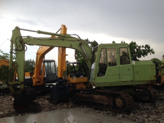 ขายด่วน KOBELCO SK04N2   เก่านอกสภาพสวยพร้อมใช้งาน  เครื่องปั้มดี แห้ง แรงเร็วไม่โหลด มีลายหัวเจาะ