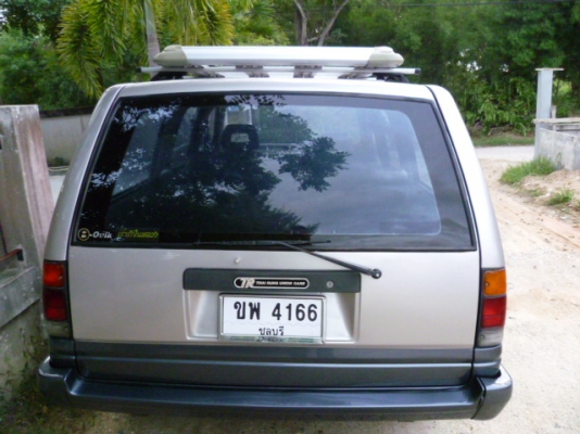 ขายอีซูซุ แวน วันเดอเลอ 5 ประตู รถครอบครัว ขายอีซูซุ แวน วันเดอเลอ 5 ประตู รถครอบครัว