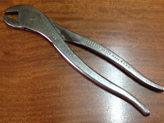 ขายชุดเครื่องมอ Vintage Blue Bird งานแบตเตอรี่ ชุด 3 ชื้น ขายชุดเครื่องมอ Vintage Blue Bird งานแบตเตอรี่ ชุด 3 ชื้น