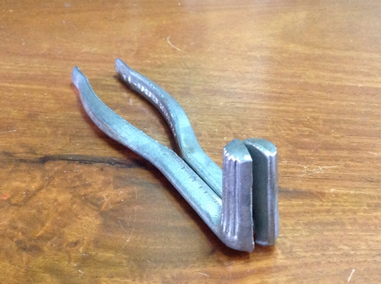 ขายชุดเครื่องมอ Vintage Blue Bird งานแบตเตอรี่ ชุด 3 ชื้น ขายชุดเครื่องมอ Vintage Blue Bird งานแบตเตอรี่ ชุด 3 ชื้น