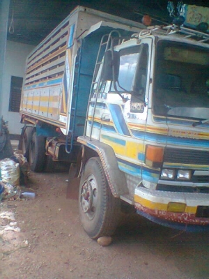 ขายสิบล้อFVZ 175แรงม้า วางเครื่อง195 ช่วงล่างใหญ่ จำโบ้200 โทมานัดดูรถได้ตลอด24:คับ