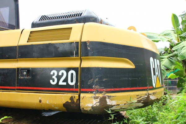 ขายแบคโฮ  CAT 320 V2  เอกสารเล่มทะเบียน  พร้อมโอน  ราคาขาย  1,080,000  บาท