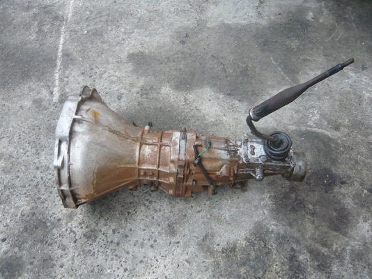 ขายเกียร์ธรรมดาใส่นิสสัน Bd Td