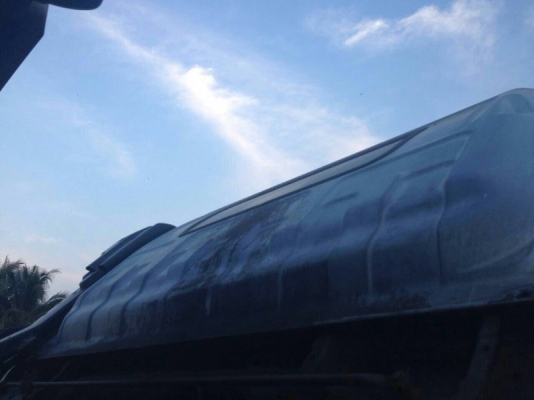 รถอีซูซุ  6  ล้อ รั้ว  ( ไม่ดั้ม )  120 แรงม้า. ปี 42  ( ฝาขาว )   สนใจติดต่อ 081 - 6079515