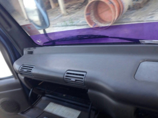 รถอีซูซุ  6  ล้อ รั้ว  ( ไม่ดั้ม )  120 แรงม้า. ปี 42  ( ฝาขาว )   สนใจติดต่อ 081 - 6079515