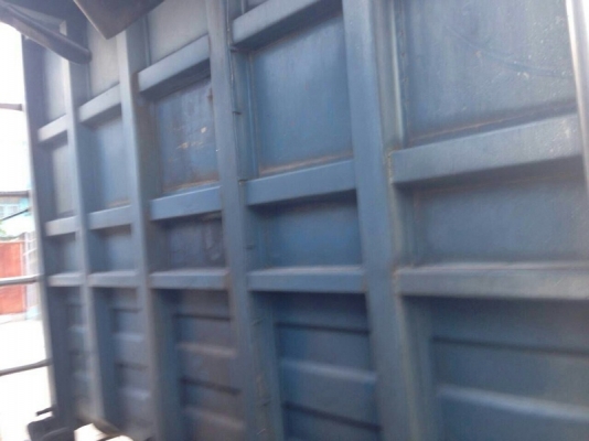 รถอีซูซุ  6  ล้อ รั้ว  ( ไม่ดั้ม )  120 แรงม้า. ปี 42  ( ฝาขาว )   สนใจติดต่อ 081 - 6079515