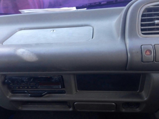 รถอีซูซุ  6  ล้อ รั้ว  ( ไม่ดั้ม )  120 แรงม้า. ปี 42  ( ฝาขาว )   สนใจติดต่อ 081 - 6079515