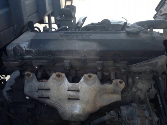 รถอีซูซุ  6  ล้อ รั้ว  ( ไม่ดั้ม )  120 แรงม้า. ปี 42  ( ฝาขาว )   สนใจติดต่อ 081 - 6079515