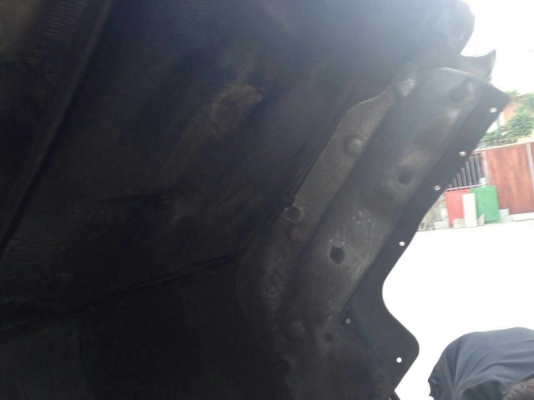 รถอีซูซุ  6 ล้อดั้ม 195 แรงม้า. ปี 40   สนใจติดต่อ 081 - 6079515