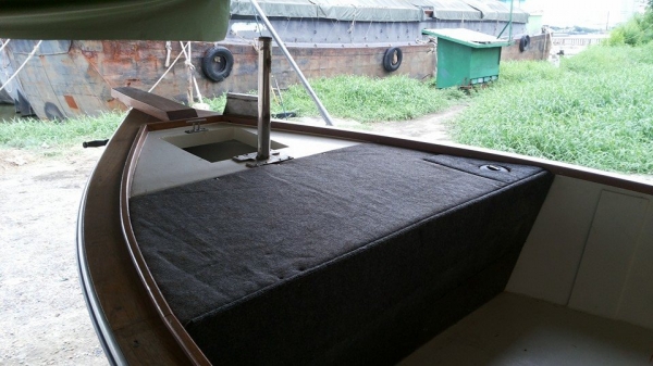 เรือคลาสสิค 13 ฟุต พร้อมเทลเลอร์