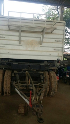 ขายหางพ่วง สามมิต  2 เพลา. ปี 55  สนใจติดต่อ 081 - 6079515