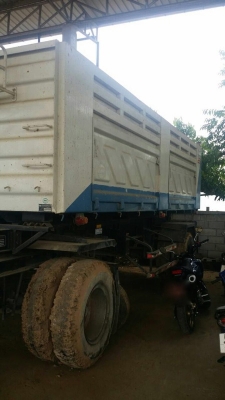 ขายหางพ่วง สามมิต  2 เพลา. ปี 55  สนใจติดต่อ 081 - 6079515